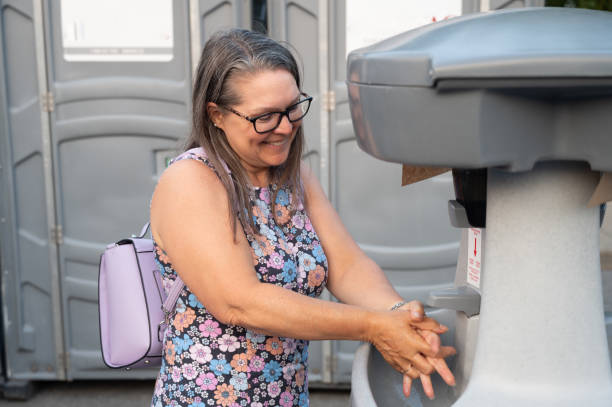 Best Portable toilet rental cost  in Guin, AL